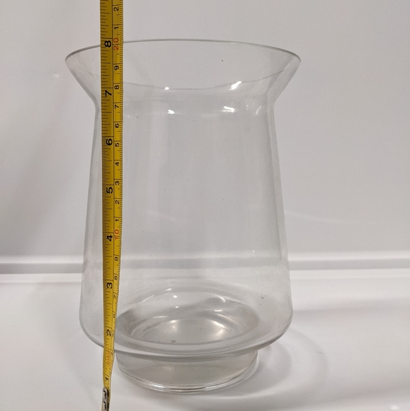 Glass Vase - Picture 2 of 3